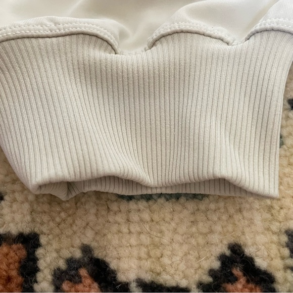 NWOT Lululemon Stretch Luxtreme Jogger *special edition team Canada - Picture 11 of 16